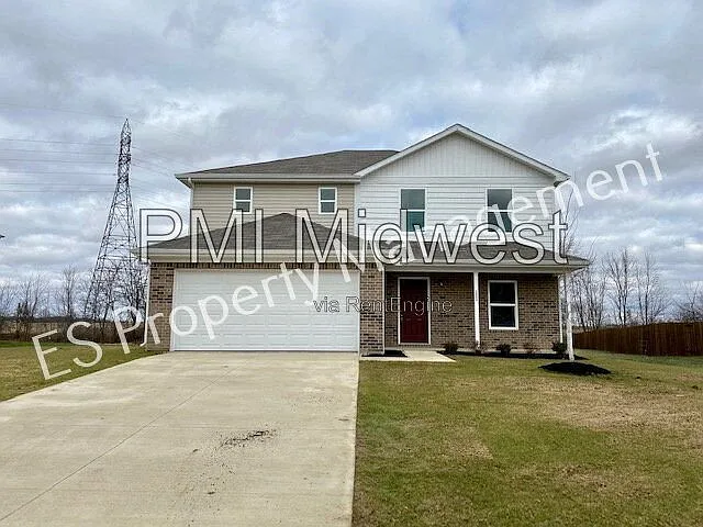5 bed, 3.0 bath, 2405 sqft, $2,000 — Photo 1