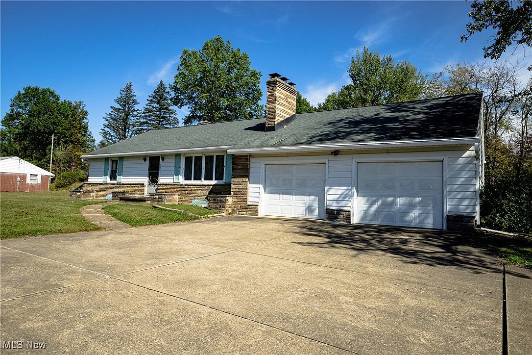 5236 Hilltop Dr NE, Magnolia, OH 44643 | Zillow