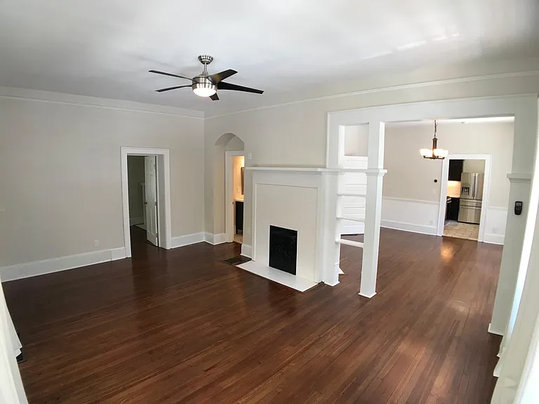 955 Myrtle St NE — Photo 4