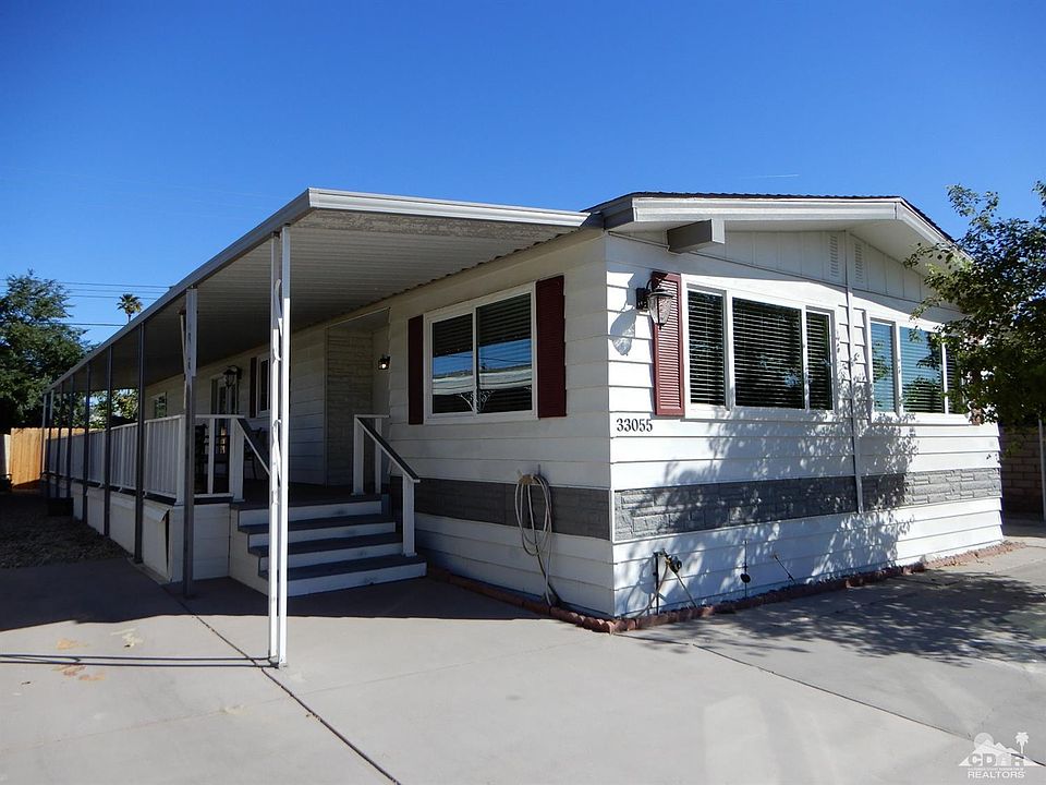 2nd image of 33055 Barcelona Dr