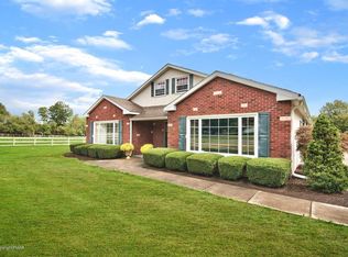 102 Ohara Rd, Moscow, PA 18444