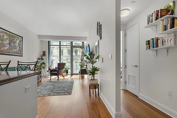 Rented by BARNES New York | media 12