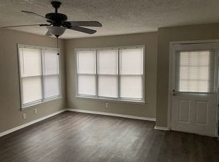 2424 Wynterhall Rd SE APT B, Huntsville, AL 35803