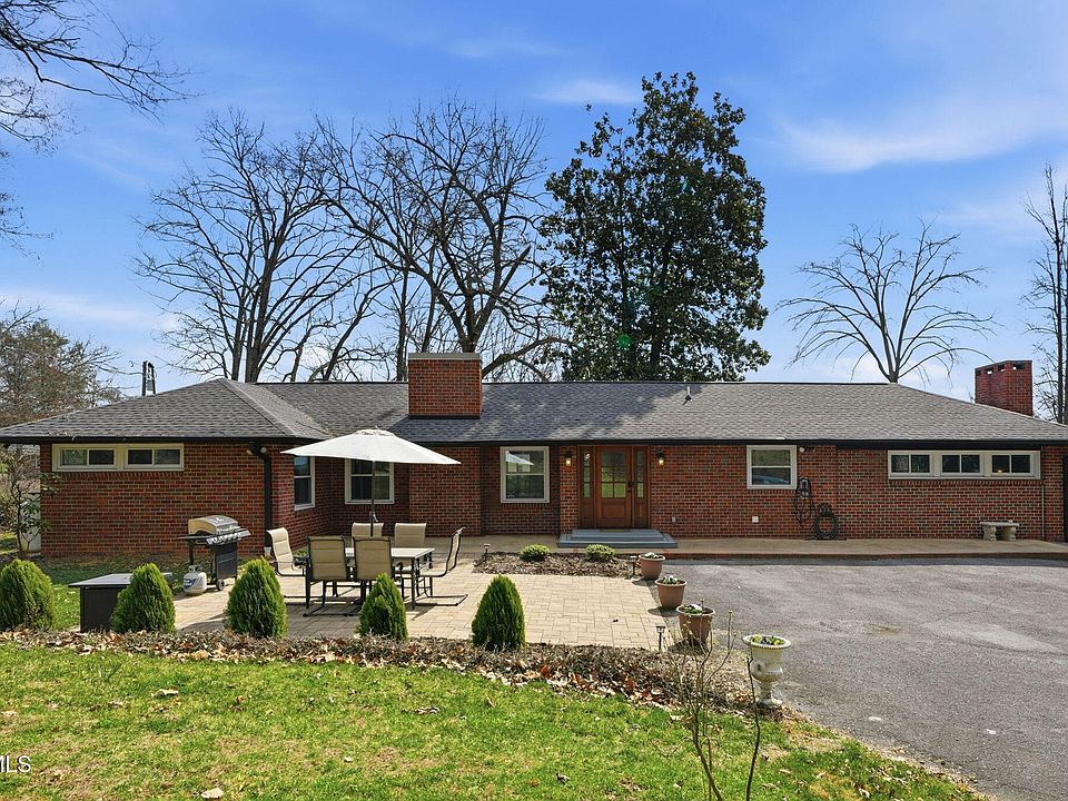 1st image of 180 Green Hill Rd