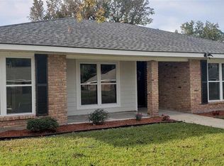 13332 E Parnell Ave, Baton Rouge, LA 70815