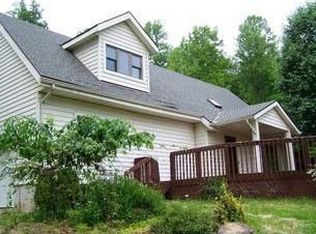 330 Beck Rd SE, Lancaster, OH 43130