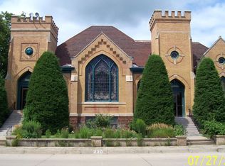 220 E 6th St, Minden, NE 68959