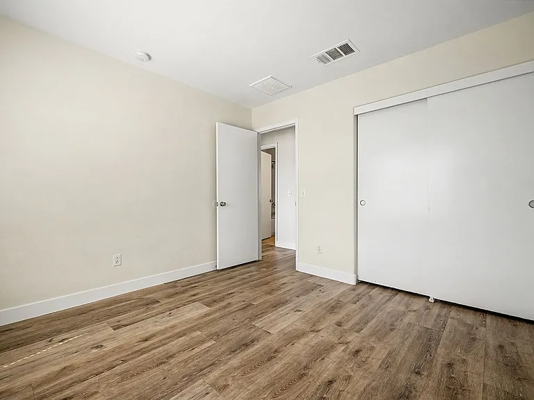 7804 Amulet St — Photo 29
