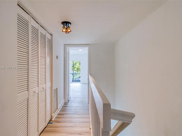 5259 SW 40th Ave #26 — Photo 11