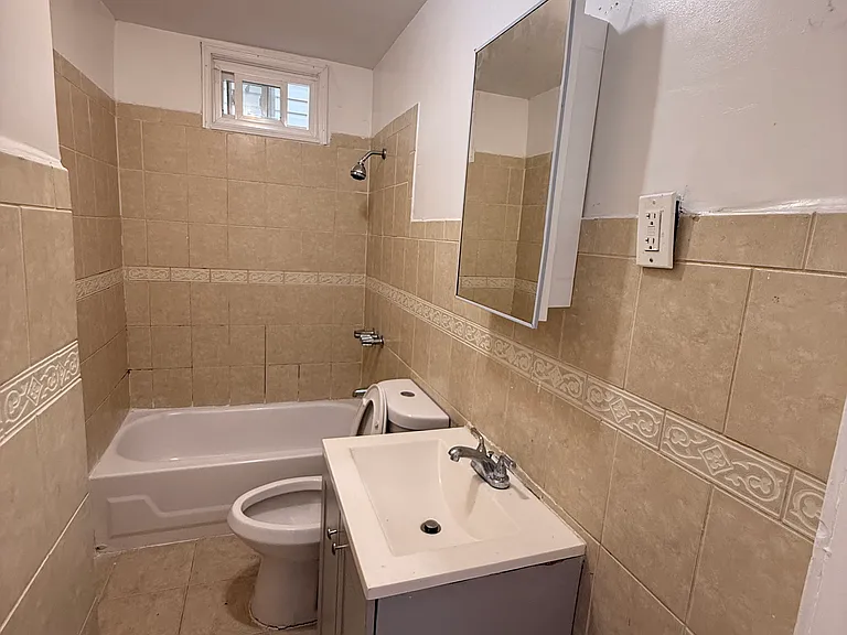 349 Highland Ave #2 — Photo 9