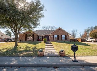2210 Quail Ridge Dr, Weatherford, TX 76087
