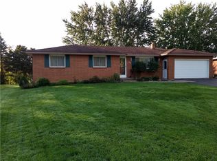 52 Emberglow Ln, Rochester, NY 14612