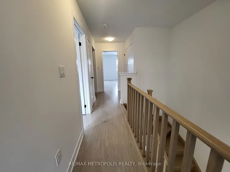 13 Hay Ln — Photo 15
