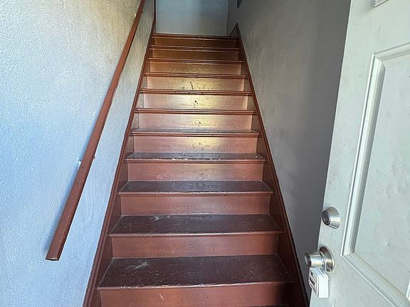 2nd image of 2 Park Pl Floor 2