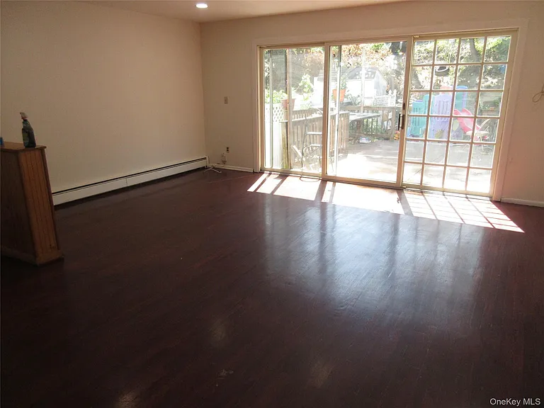 108 Coolidge St — Photo 4