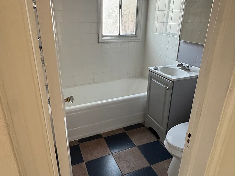 803 N Forest Ave #3 — Photo 10