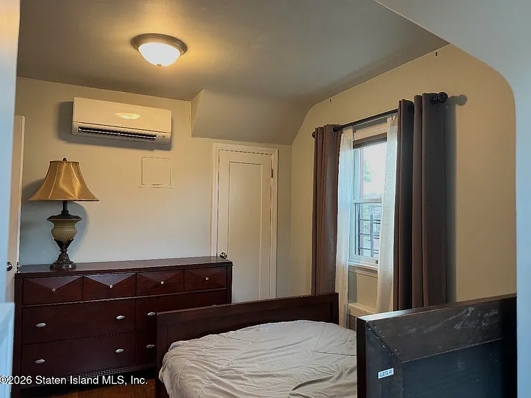210 Liberty Ave — Photo 9