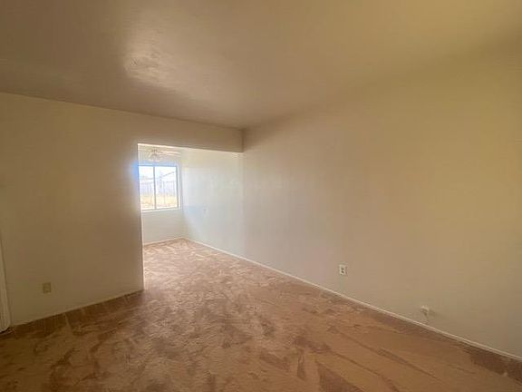 4th image of 34205 Woods Ave