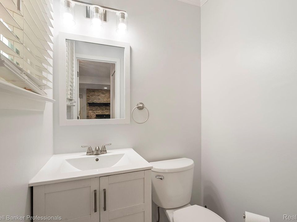 2838 Roundtree Dr, photo 24