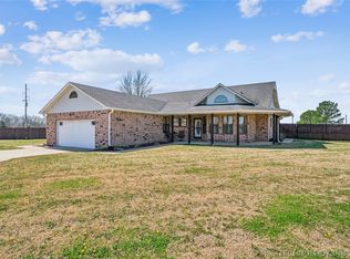 1716 NE Graham Ct, Pryor, OK 74361