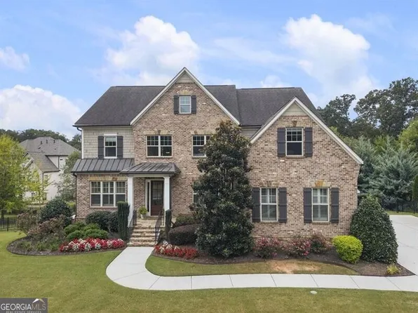 621 Mabry Rd, Sandy Springs, GA 30328