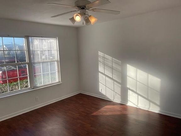 3rd image of 3068 George Buchanan Dr