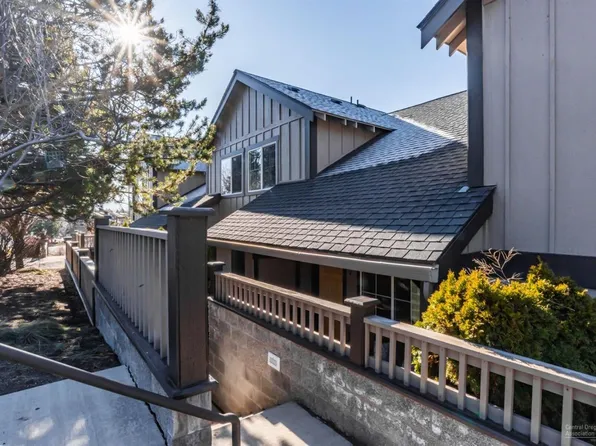 1949 NW Monterey Pines Dr Unit 4, Bend, OR 97703