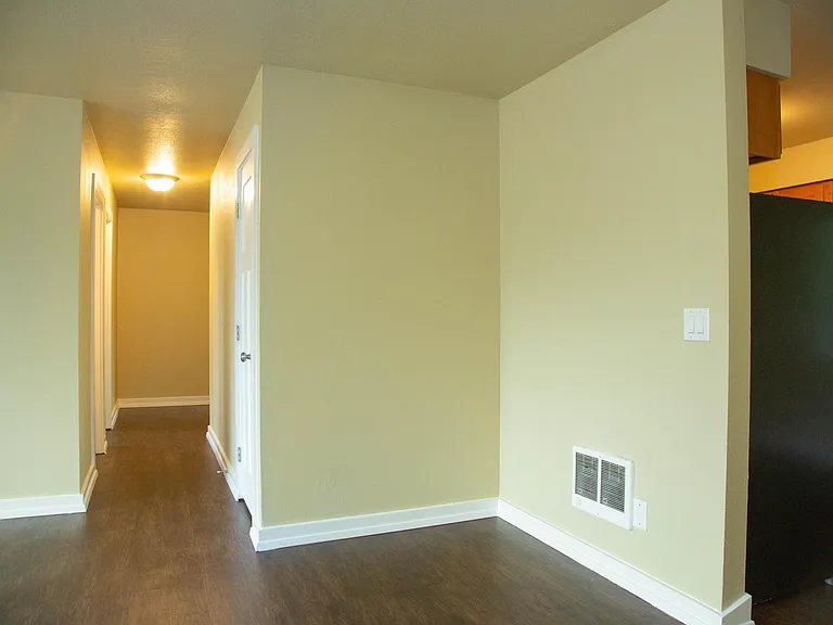 2341 N Lombard St — Photo 3
