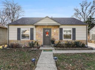 5005 Woodend Ave, Kansas City, KS 66106