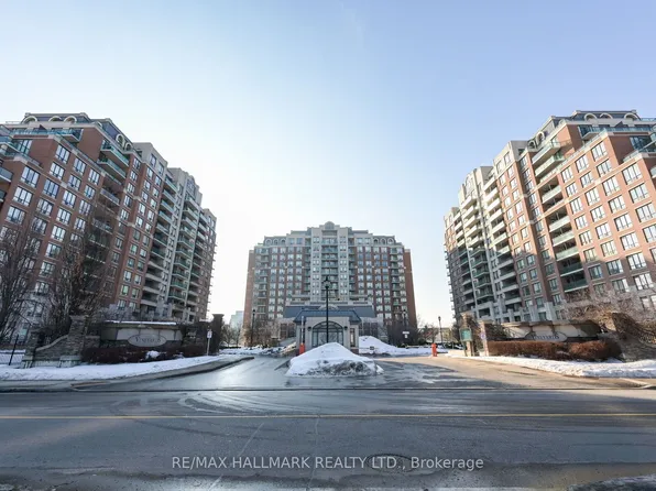 350 Red Maple Rd #1016, Richmond Hill, ON L4C 0T5