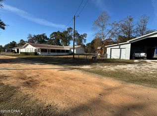 8168 Adams St, Sneads, FL 32460