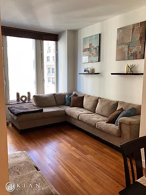 Rented by Kian Realty | media 18