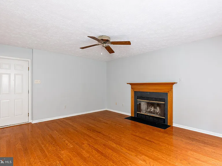 2807 Chapman Ct — Photo 15