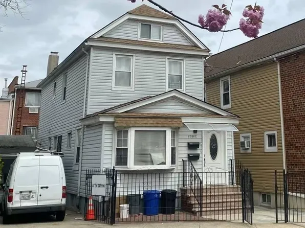 102-39 Nicolls Avenue, Corona, NY 11368