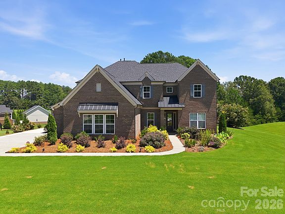 4th image of 721 Cavesson Way