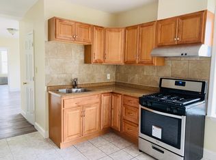 847 E Jersey St FLOOR 2, Elizabeth, NJ 07201