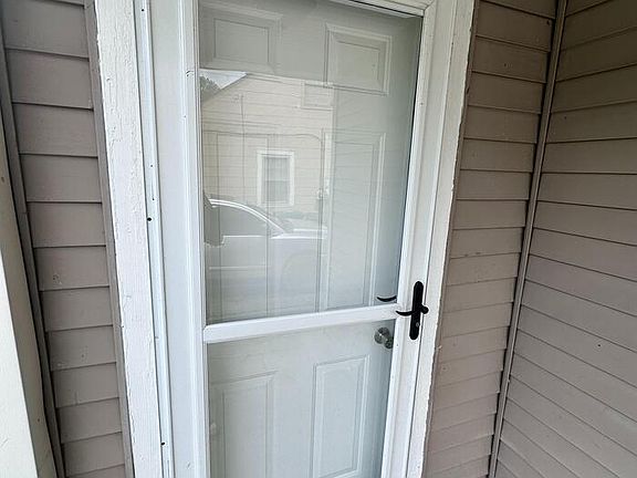 2nd image of 3741 Faxon Ave