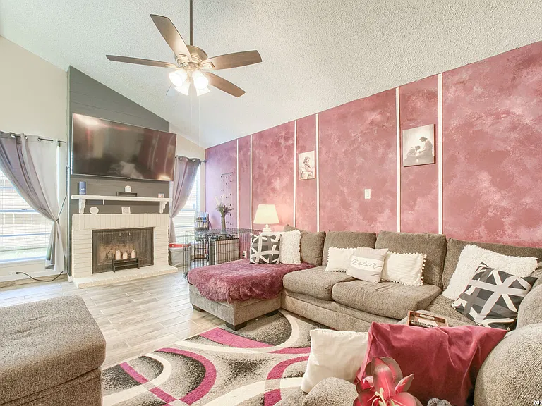 1151 S Ellison Dr — photo 4