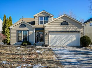 2216 Ashbrook Ln, Plainfield, IL 60586