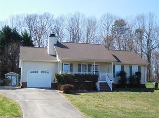 3752 Signet Dr, Winston Salem, NC 27101