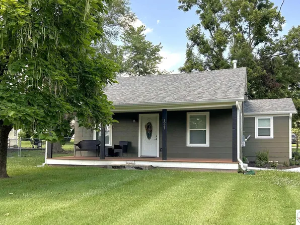 1921 E 16th St, Sedalia, MO 65301