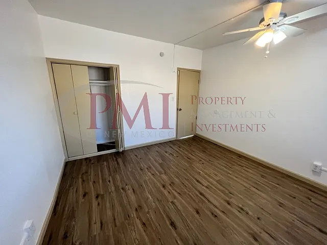 2225 College Street — Photo 14