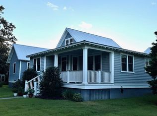 532 Deer St, Mount Pleasant, SC 29464