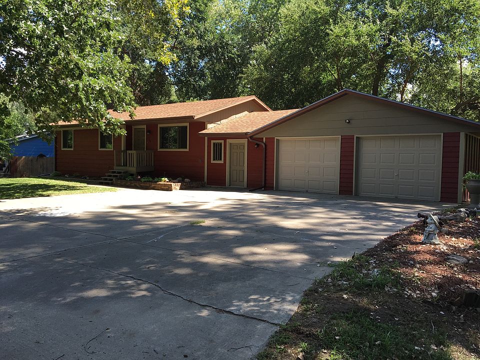 1st image of 119 Tamarack Ave
