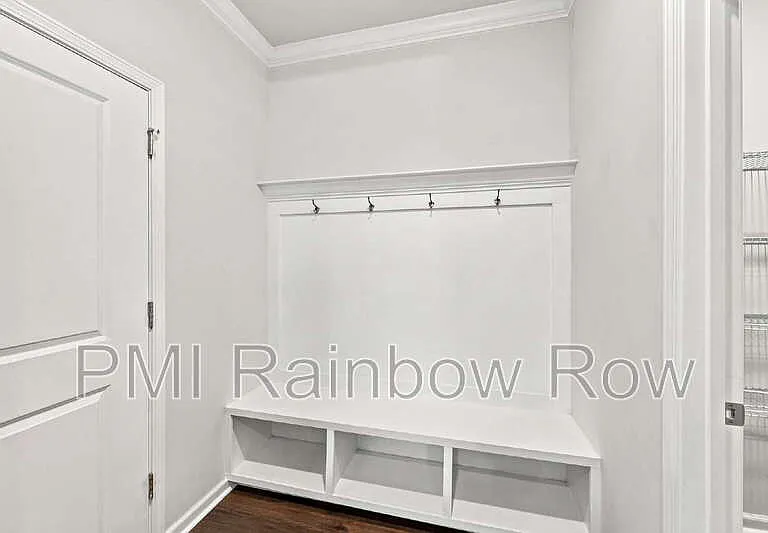 407 Oak View Way — Photo 12