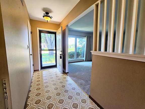 3rd image of 742 Aura Dr