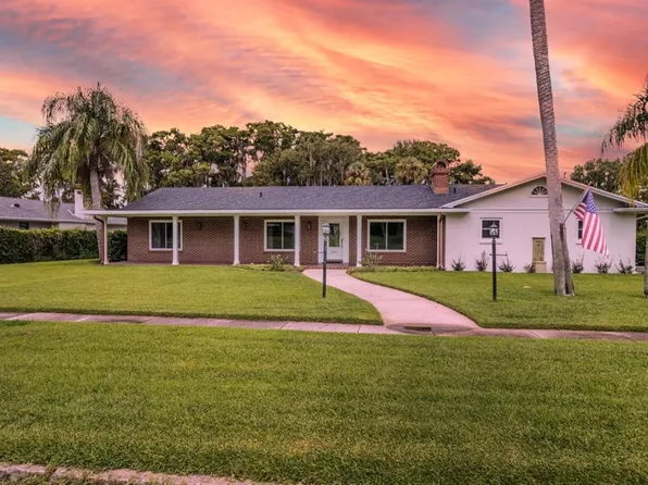 1401 Lake Shore Blvd, Tavares, FL 32778