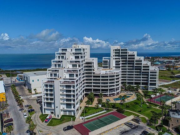 4th image of 1000 Padre Blvd #702