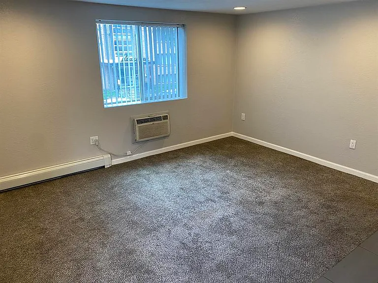 The Pearl Apartments — Photo 10