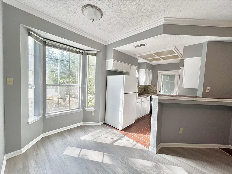 3111 Tom Green St #105 — Photo 4